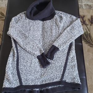 Maurices cowl neck sweater size Large